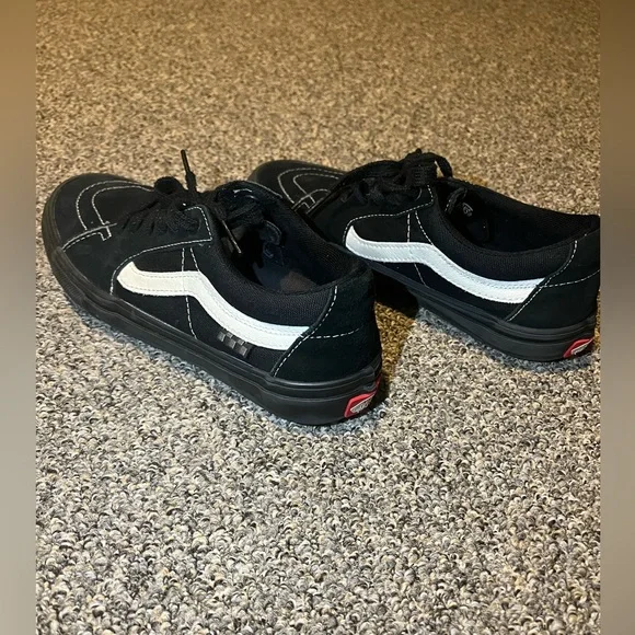 Vans skate shoes size 6.5 youth
